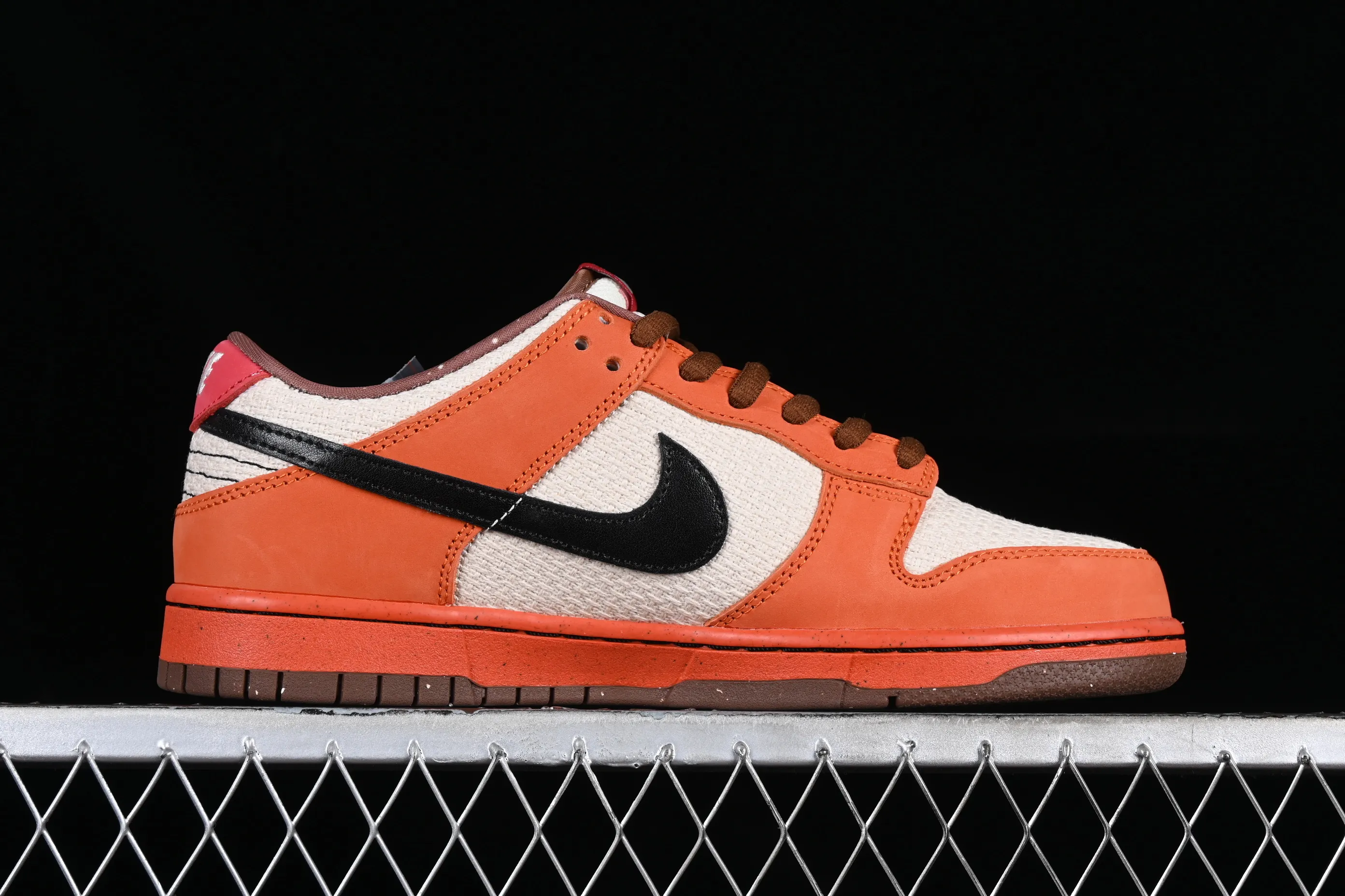 All Categories Nk SB Dunk Series Nk SB Dunk Low Low-top sneakers Pure original version NK SB Dunk Low "Un-Hemp" Orange hemp SB low-top casual sneakers 313170-101